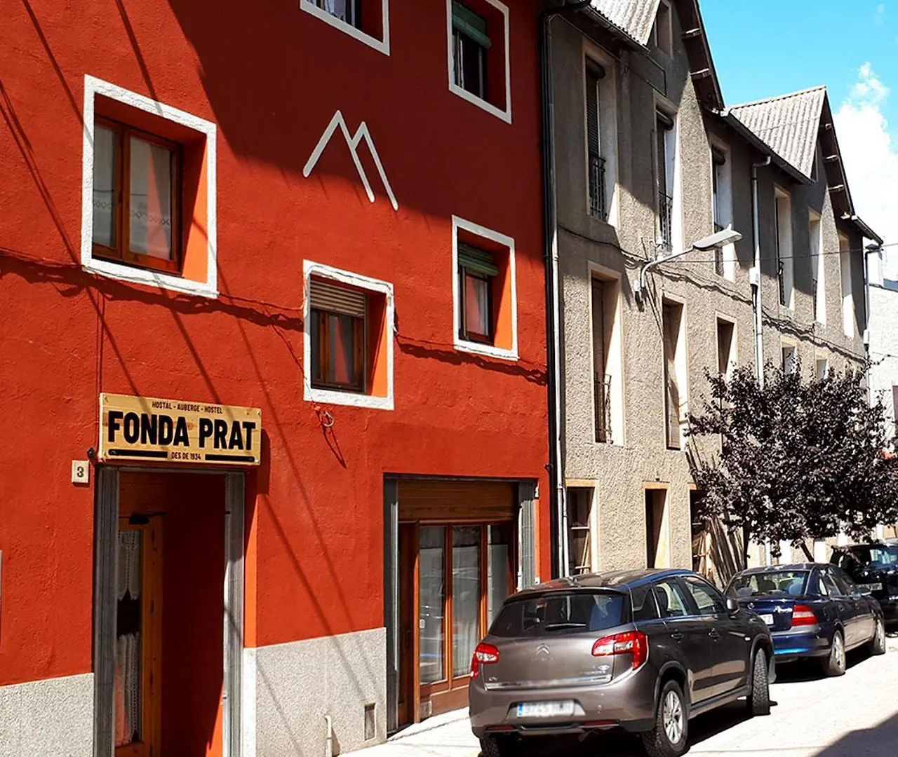 Hostal Fonda Prat Puigcerda Guest house